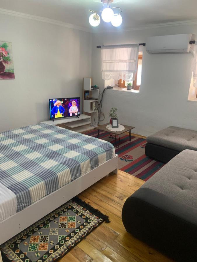 Tradicional Bazaar Home 科尔察 外观 照片